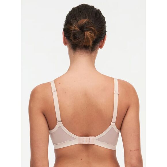 Chantelle 36C Pure Light Invisible T Shirt Bra C10M70-01N - Picture 3 of 12